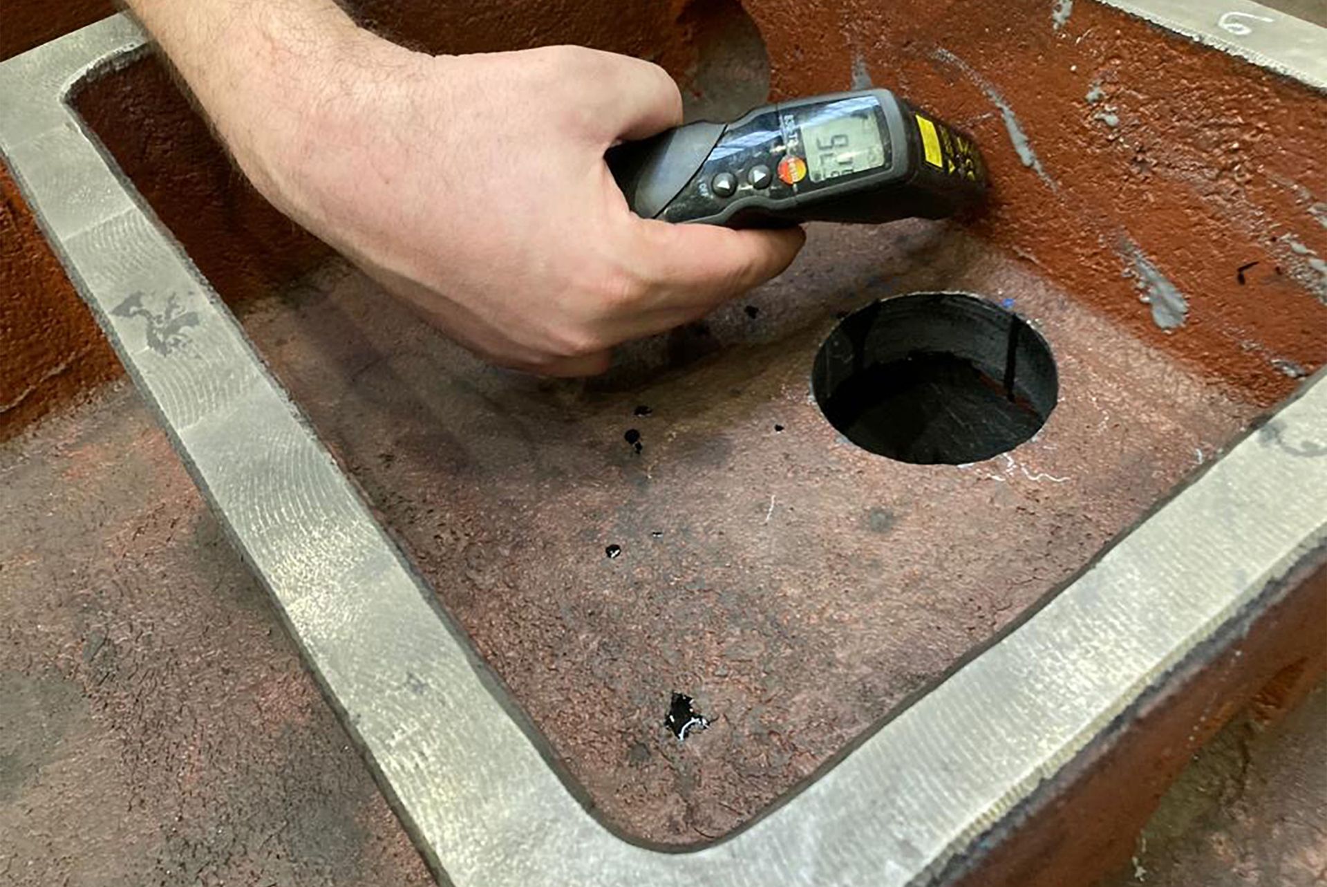 Crack repair of a moulding die for bumpers in the automotive industry_1