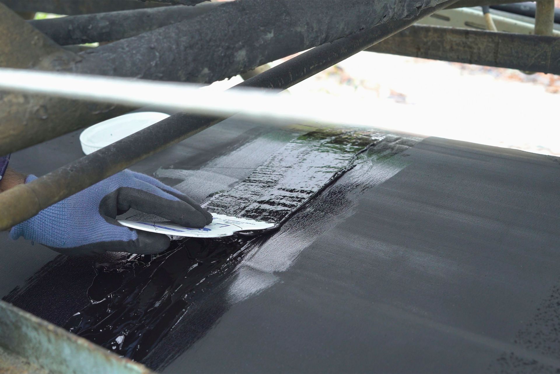 Repair of conveyor belts in a quartz mine_3